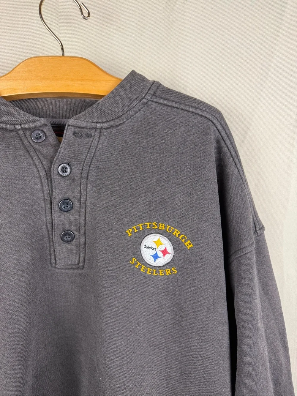 Vintage Pittsburgh Steelers sweater